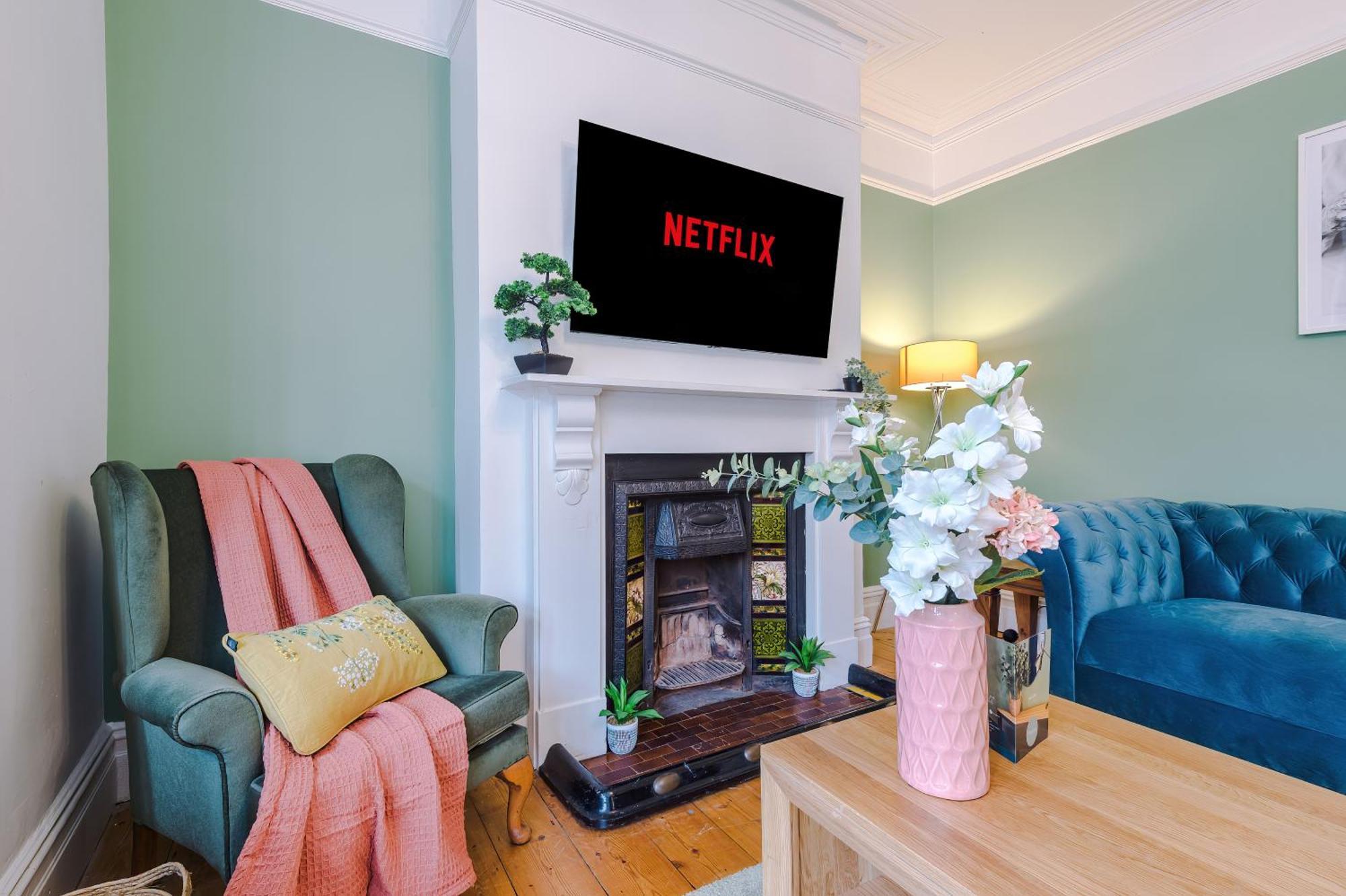 Incredible - Five Bedroom - 7 Actual Beds - 6 Bathroom House By Purestay - Central Bath With Parking Eksteriør bilde
