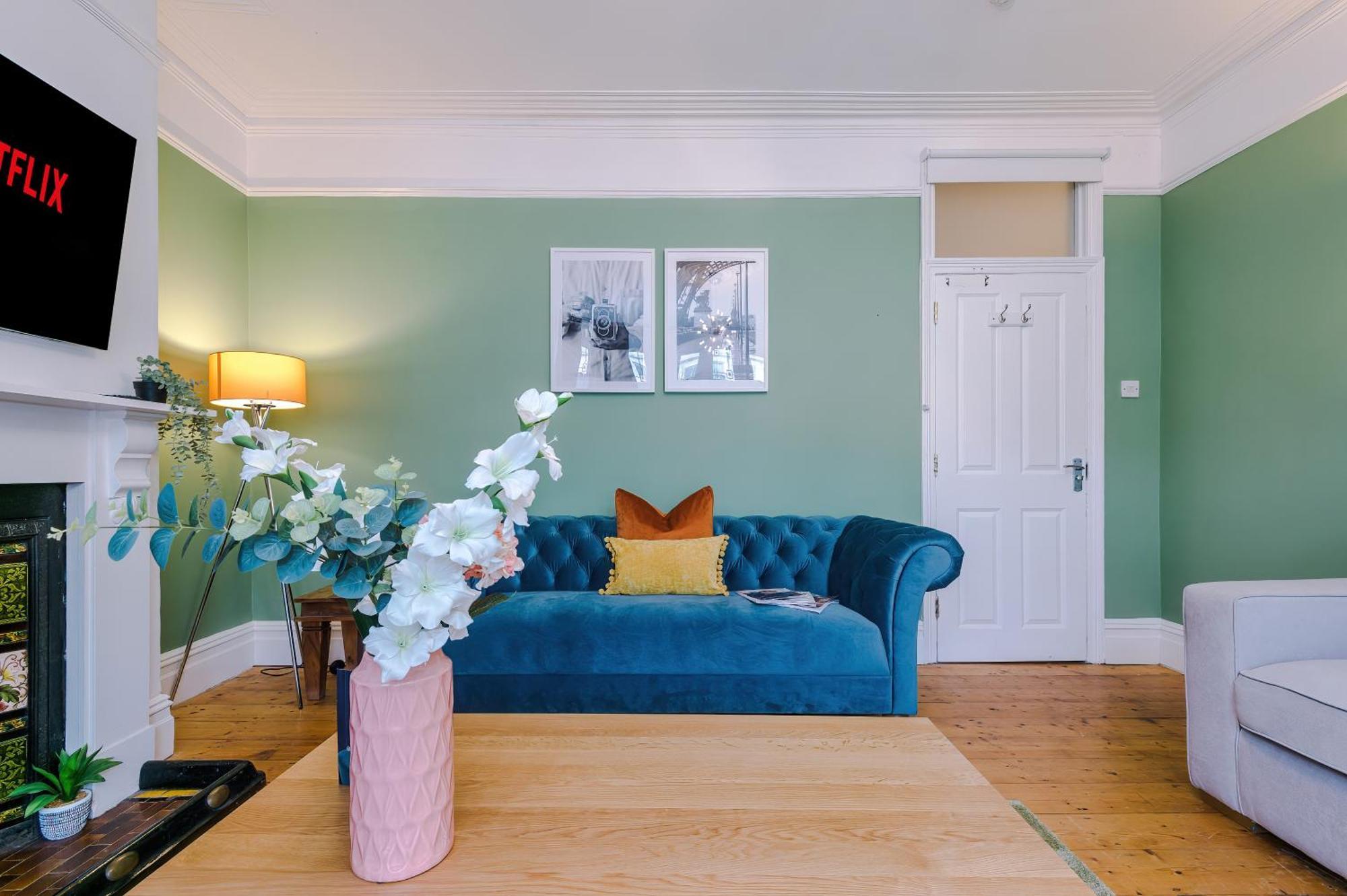 Incredible - Five Bedroom - 7 Actual Beds - 6 Bathroom House By Purestay - Central Bath With Parking Eksteriør bilde