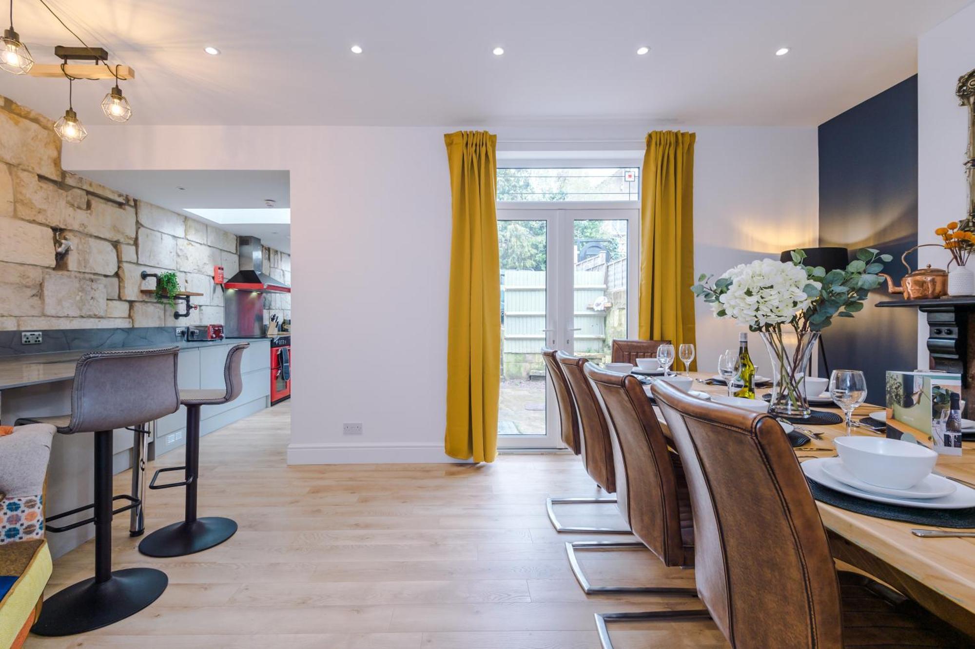 Incredible - Five Bedroom - 7 Actual Beds - 6 Bathroom House By Purestay - Central Bath With Parking Eksteriør bilde