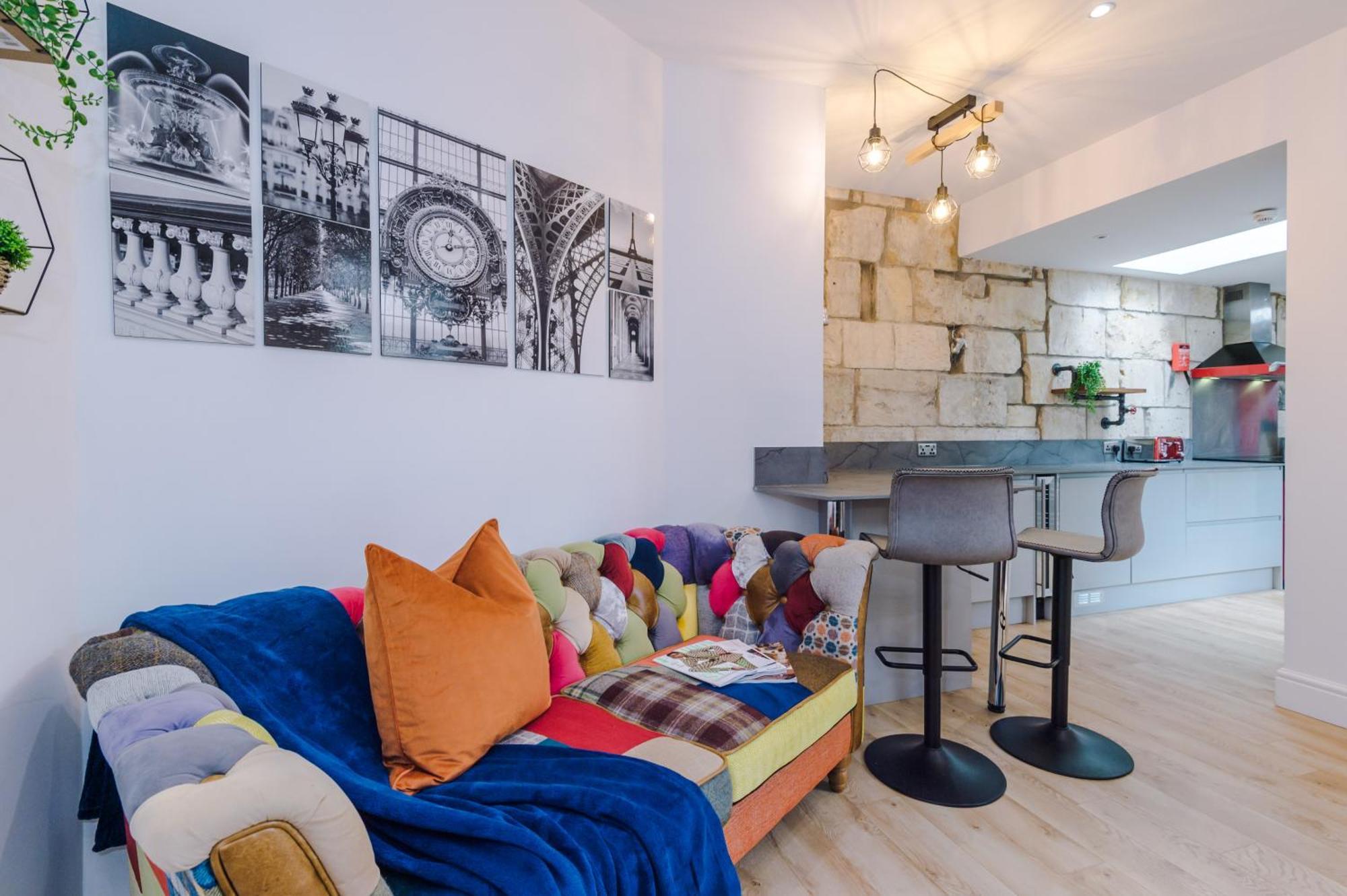 Incredible - Five Bedroom - 7 Actual Beds - 6 Bathroom House By Purestay - Central Bath With Parking Eksteriør bilde