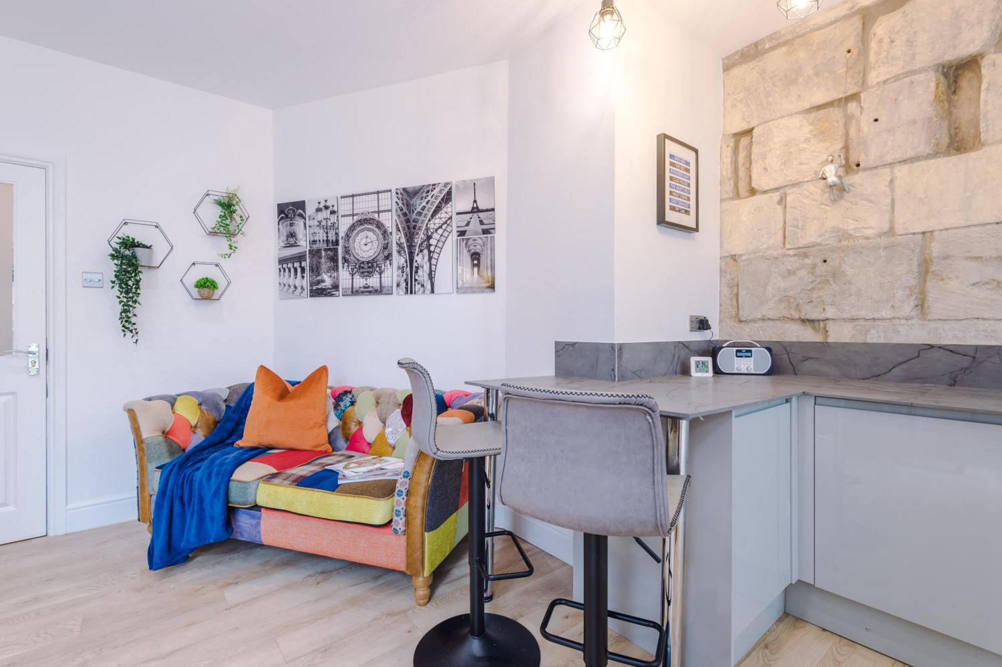 Incredible - Five Bedroom - 7 Actual Beds - 6 Bathroom House By Purestay - Central Bath With Parking Eksteriør bilde