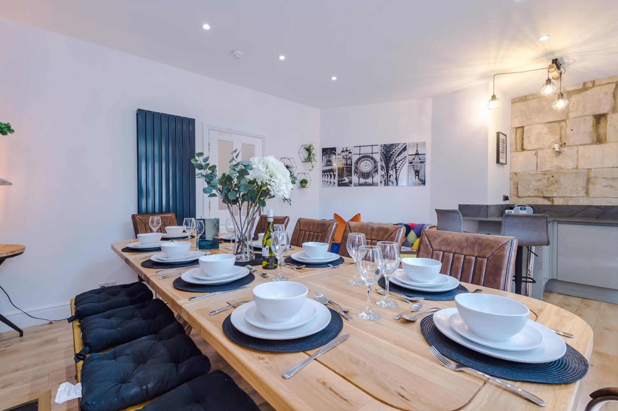 Incredible - Five Bedroom - 7 Actual Beds - 6 Bathroom House By Purestay - Central Bath With Parking Eksteriør bilde