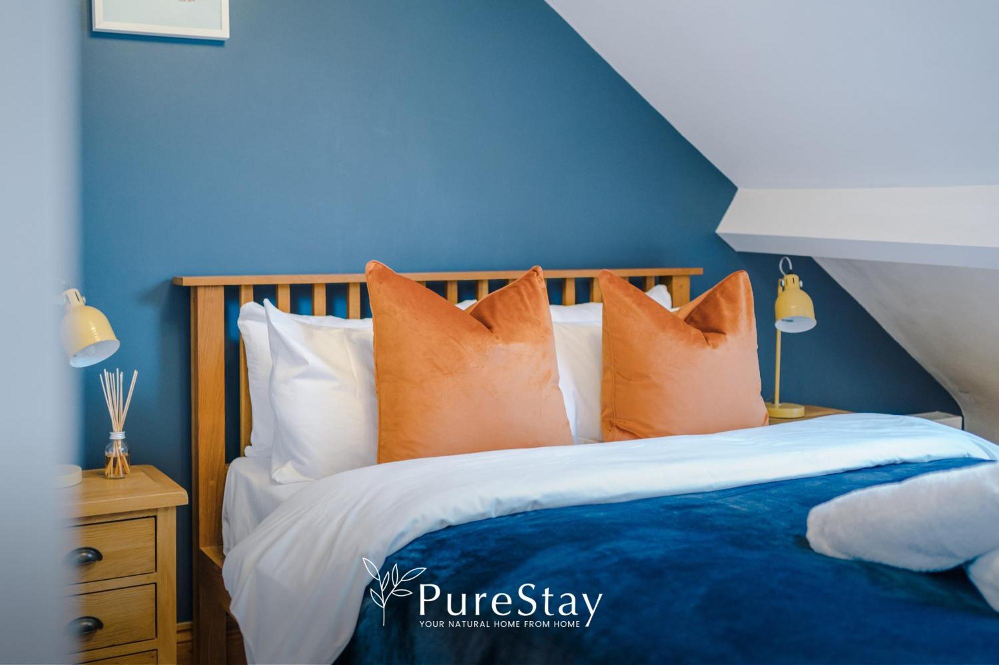 Incredible - Five Bedroom - 7 Actual Beds - 6 Bathroom House By Purestay - Central Bath With Parking Eksteriør bilde