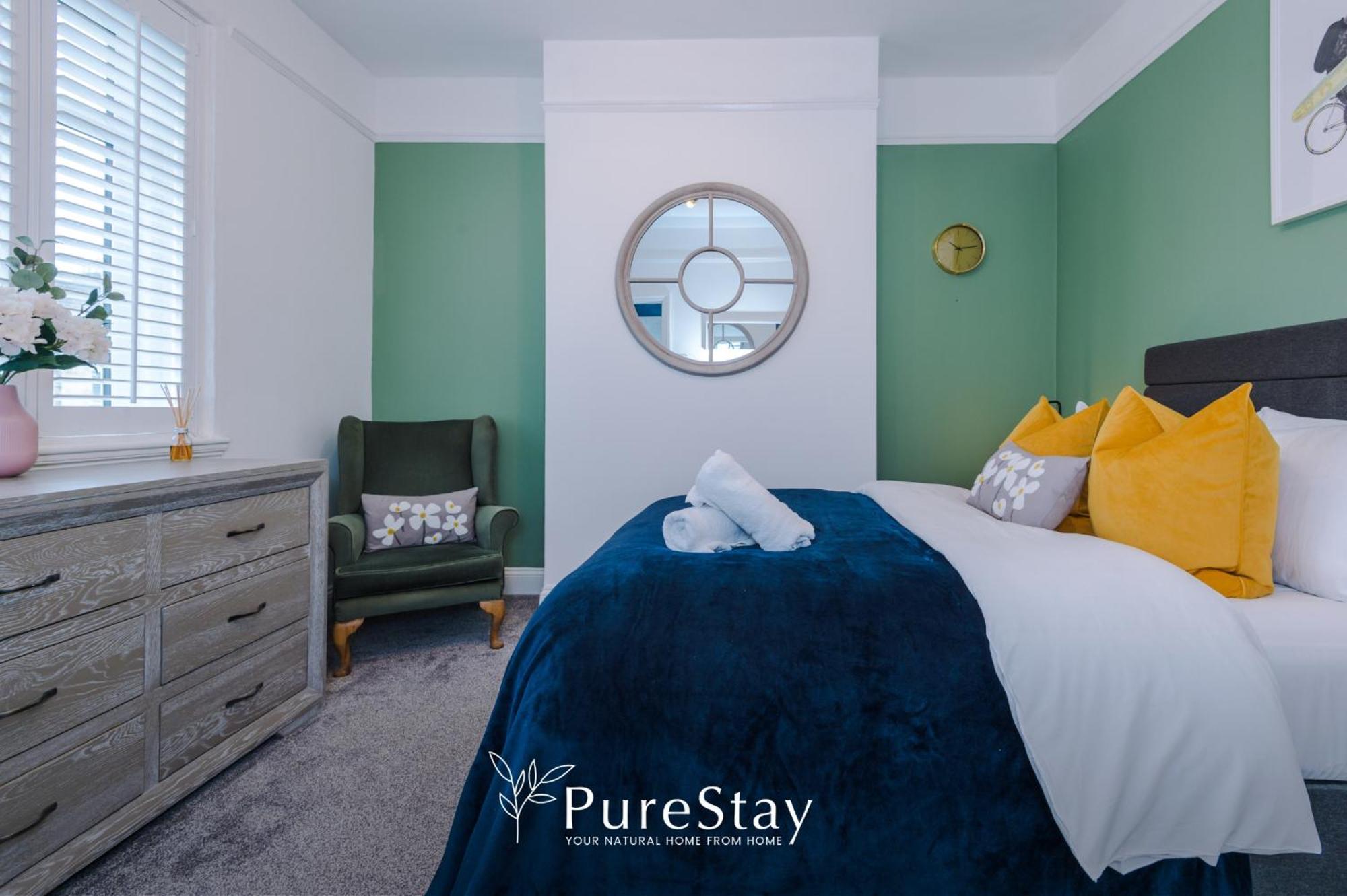 Incredible - Five Bedroom - 7 Actual Beds - 6 Bathroom House By Purestay - Central Bath With Parking Eksteriør bilde